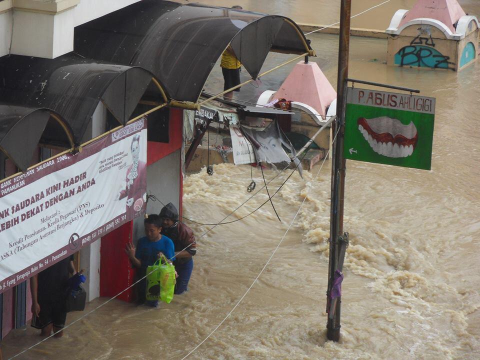 BANJIR PAMANUKAN LEBIH PARAH DARIPADA JAKARTA !!! #SAVEPANTURA #SAVEPAMANUKAN