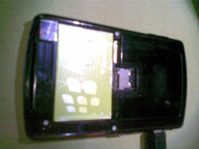 jual blackberry huron 8830 masi segel dan fullset 400rb aja jual cepet
