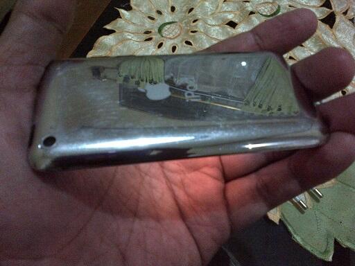 iPod touch 4th gen 32gb black camera mulus 95% murah cuma Rp.1.099.000,- doanks.