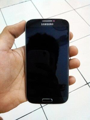 --**-- Samsung Galaxy S4 | Black | bisa TT --**--