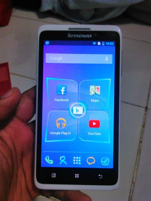 Lenovo S890 white fullset cuma Rp 1.700.000