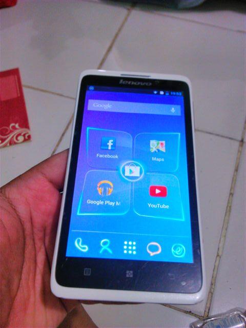 Lenovo S890 white fullset cuma Rp 1.700.000