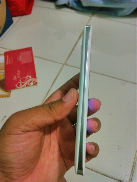 Lenovo S890 white fullset cuma Rp 1.700.000