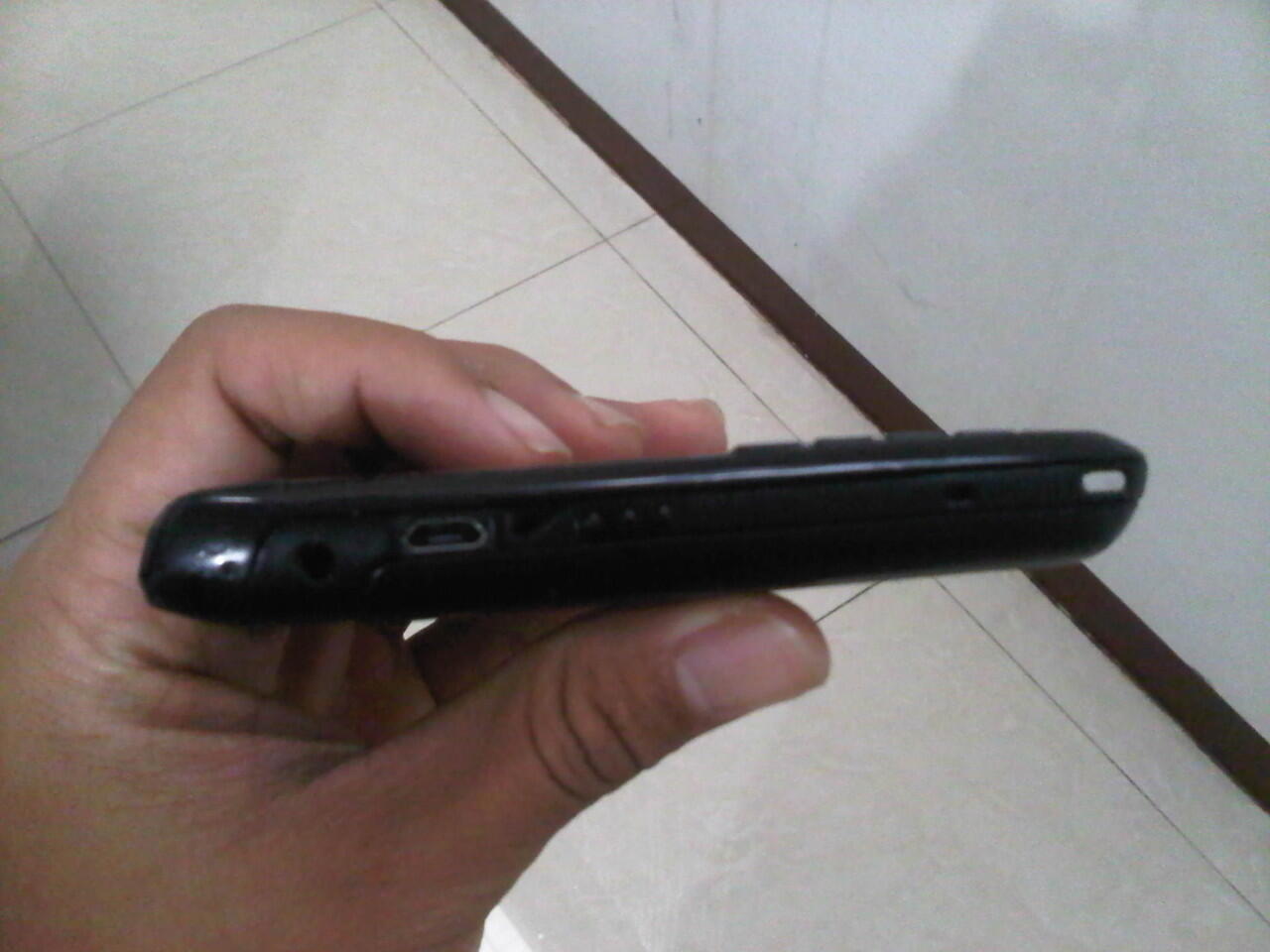 Jual santai Blackberry 9700 (onyx 1) mulus, lancar, dijamin, garansi personal