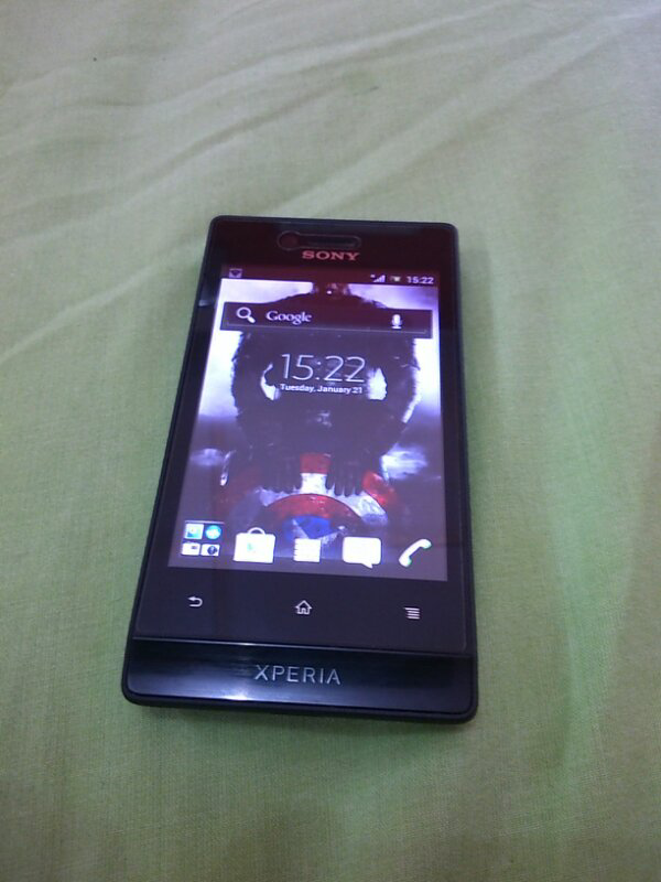 Jual Sony Xperia Miro Black Mulus 98% banyak bonus JOGJA