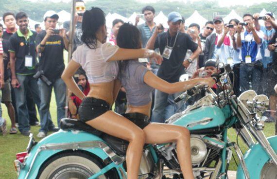 ANDAikan yang cuci mobil dan motor agan