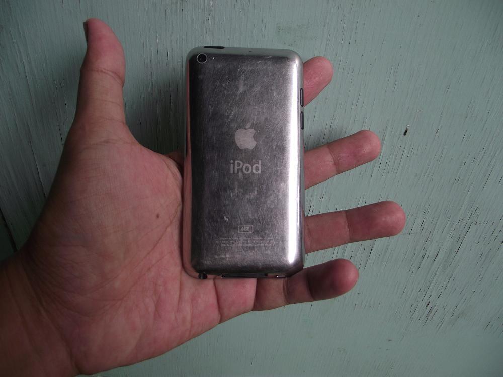 ipod touch apple 4rd 8gb black mulus jogja