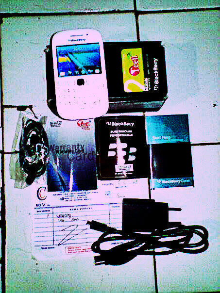 jual bc amstrong 9320 white masih garansi berryndo 16 bulan 99% mulus