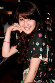 &#91;&#91; igo &#93;&#93; Foto ROSIANA DEWI Cantik &amp; Bening gan