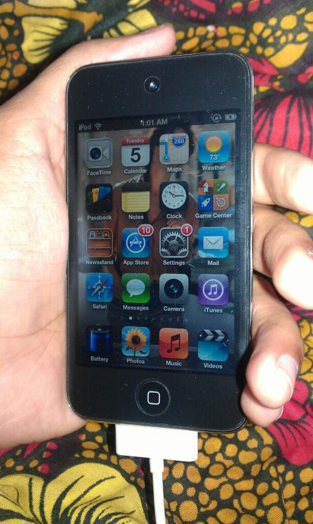 Ipod Touch gen 4 32gb Istimewa 98% Semarang