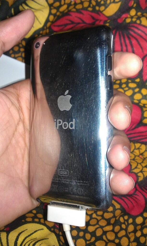 Ipod Touch gen 4 32gb Istimewa 98% Semarang
