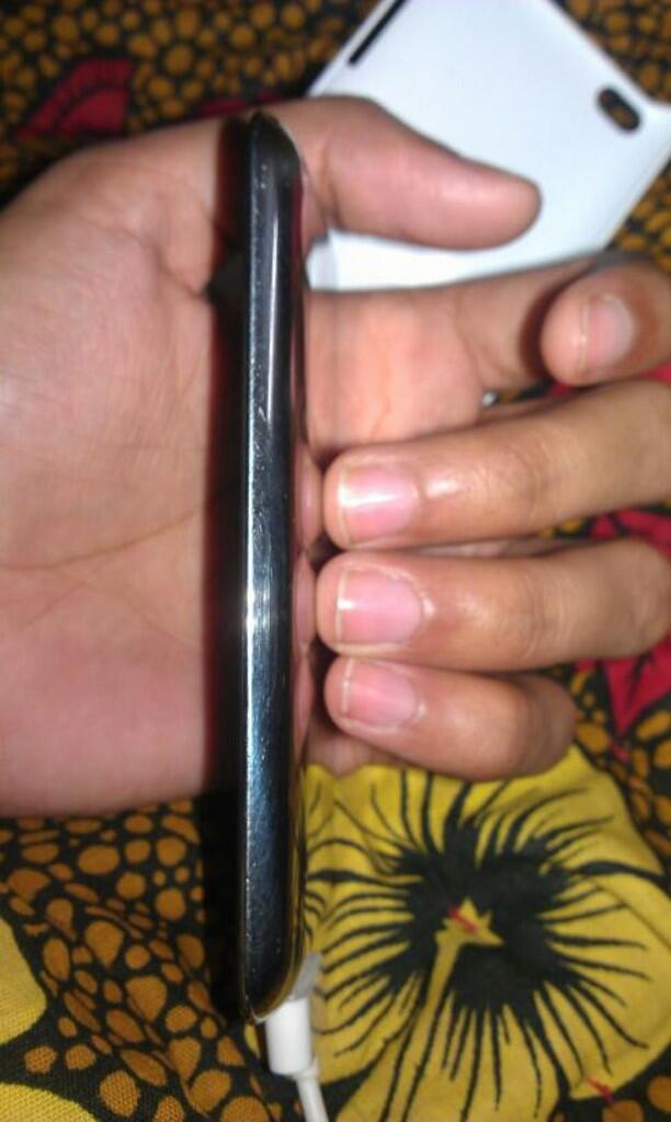 Ipod Touch gen 4 32gb Istimewa 98% Semarang