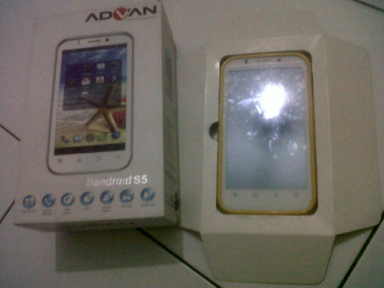 Di jual advan S5 mulus lus