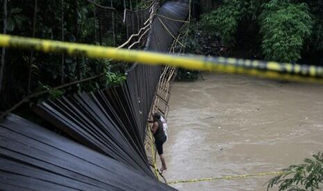 (Alhamdulillah) 41 Korban Jembatan Putus di Serang Ditemukan Selamat