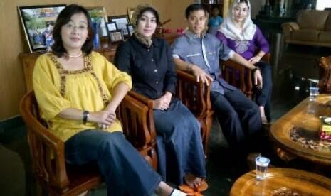(ada2 aja) Loyalis Anas Ancam Ceraikan Istri Gara-Gara Jadi Caleg Demokrat