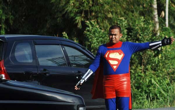 SUPER HERO JADI POLANTAS DI INDONESIA