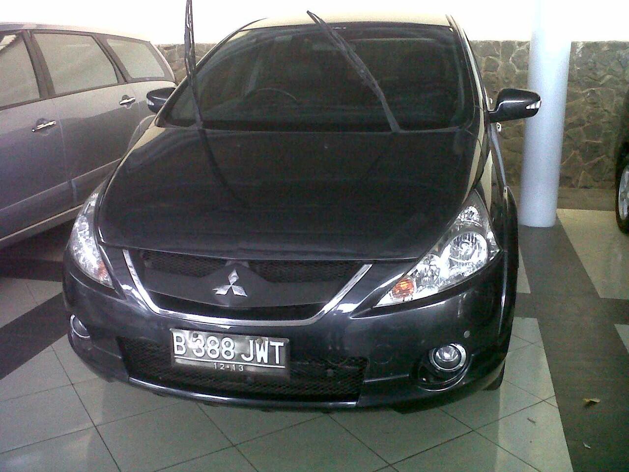 Mitsubishi Grandis GT AT 2.4 Nego