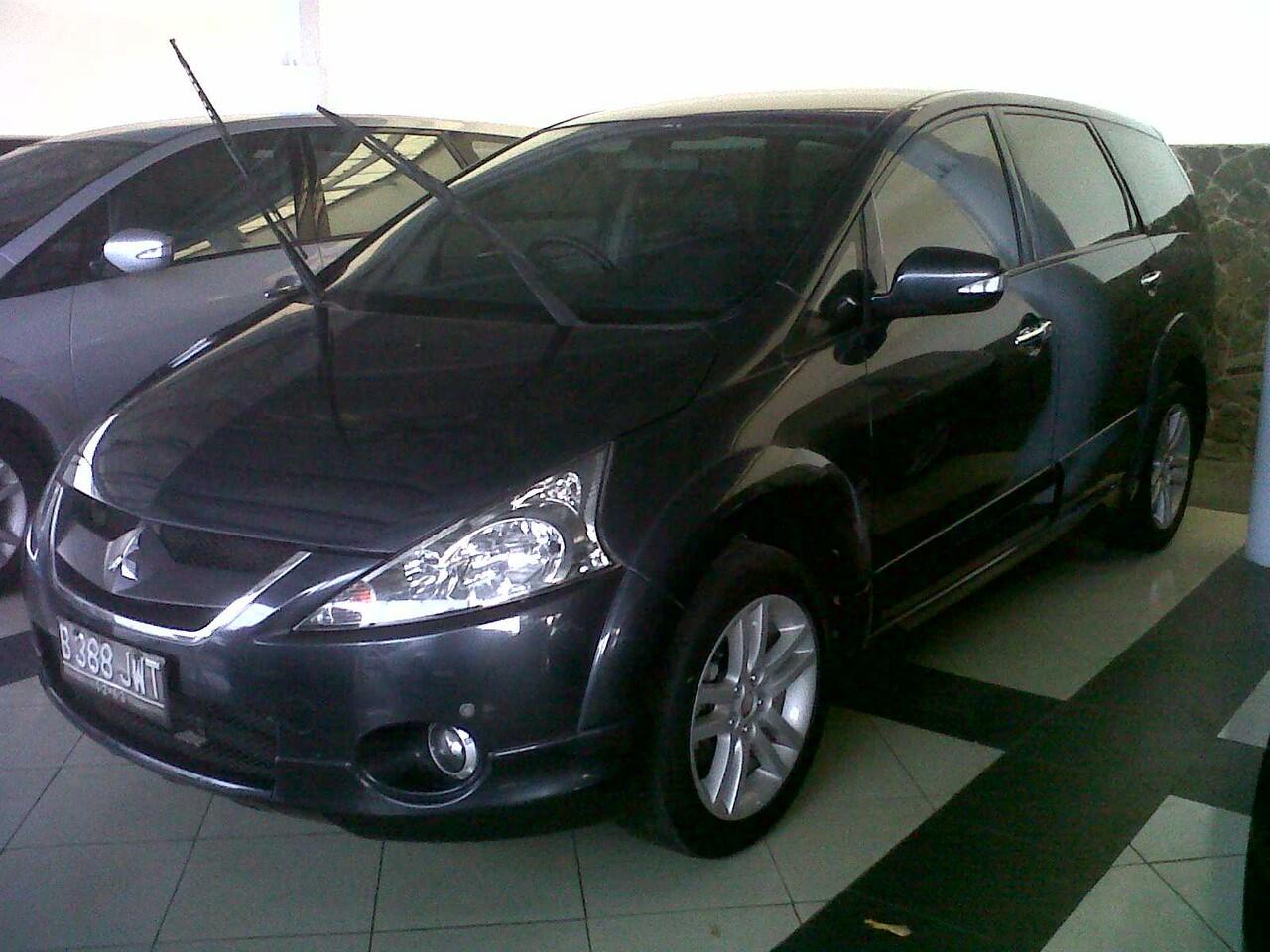 Mitsubishi Grandis GT AT 2.4 Nego