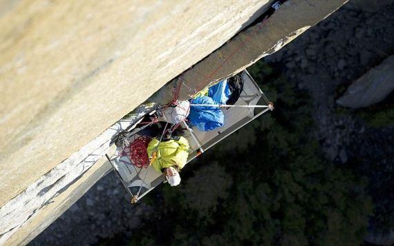 &quot; Cliff Camping &quot;, hanya untuk pemberani yang punya nyali,! 
