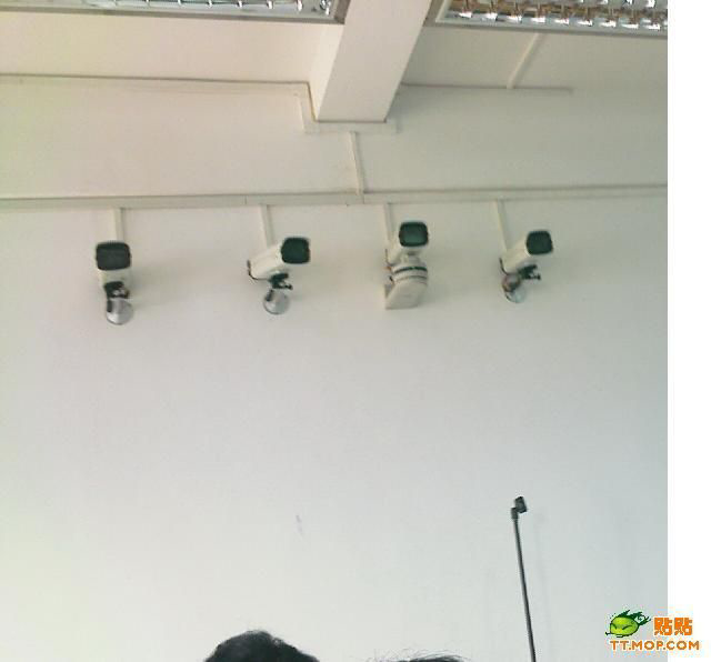 RUANG KELAS yang bikin mahasiswa Kampusnya Pinter