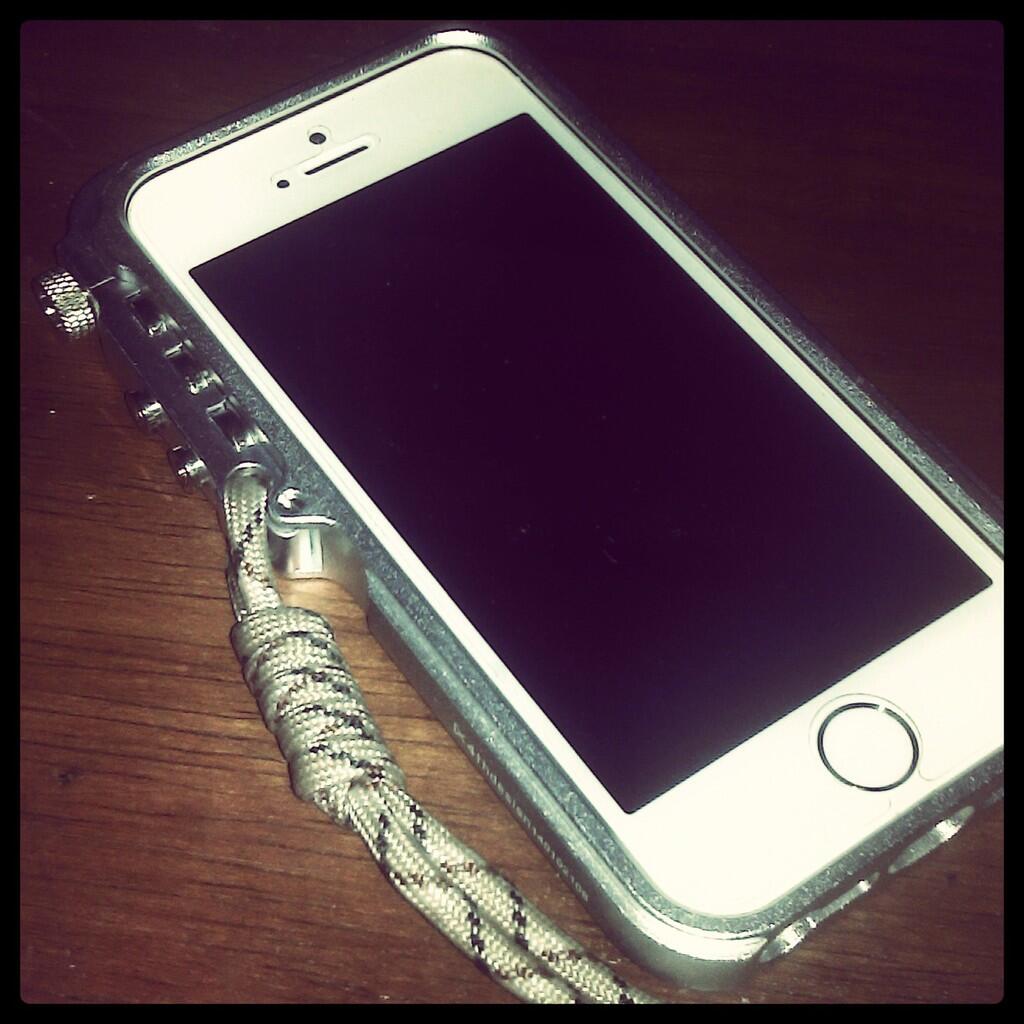 Jual Aksesoris Bumper untuk iPhone 5/5s & iPhone 4/4s, Silahkan Masuk Gan... :D