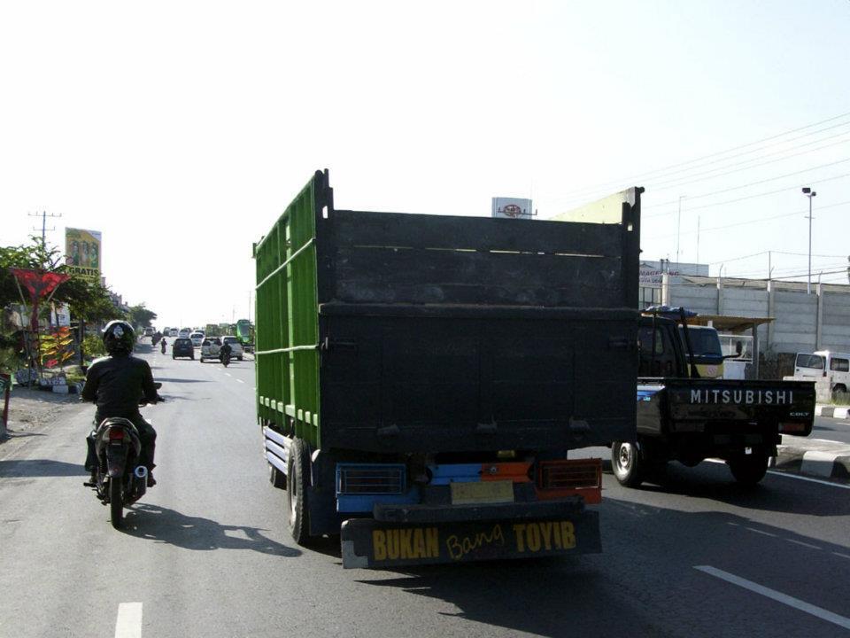 Kata Mutiara Truk!!! mau ngakak gratis masuk gan!!