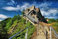 10 Tempat Liburan Terseram di Dunia