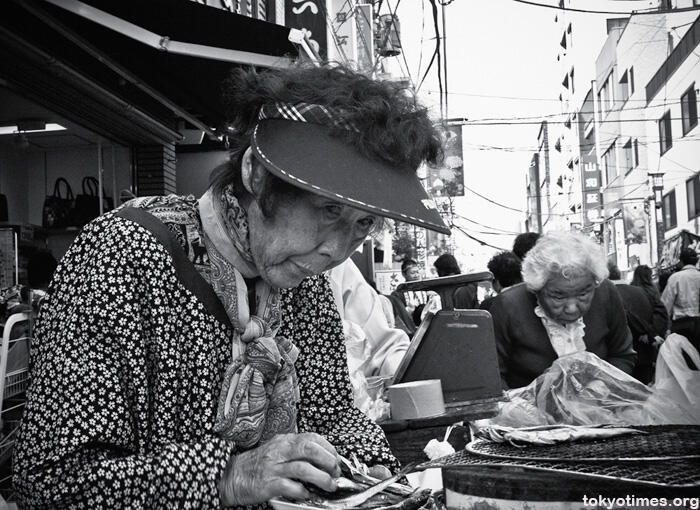 Sugamo - Harajuku untuk nenek-nenek