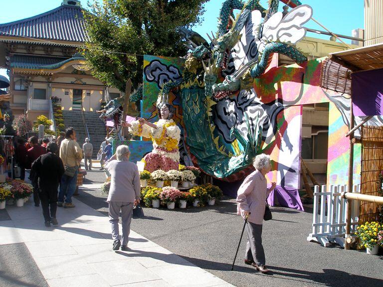 Sugamo - Harajuku untuk nenek-nenek