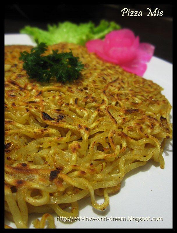 how to make pizza mie goreng