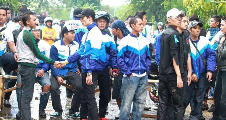 GENG MOTOR BANDUNG = SAMPAH MASYARAKAT, WALKOT Ridwan kamil siap tempur