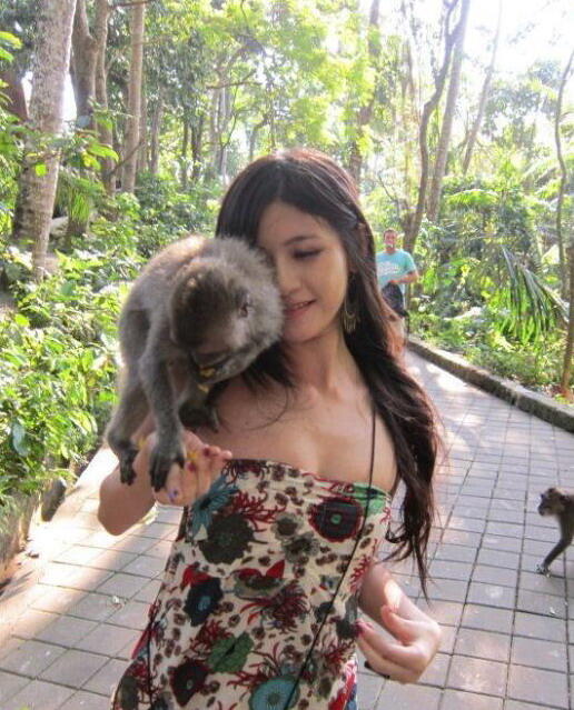 hati - hati gan kalo ke kebun binatang, BAHAYA!