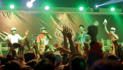 Konser Amal #GugurGunung untuk #Sinabung mendapatkan 48 juta lebih