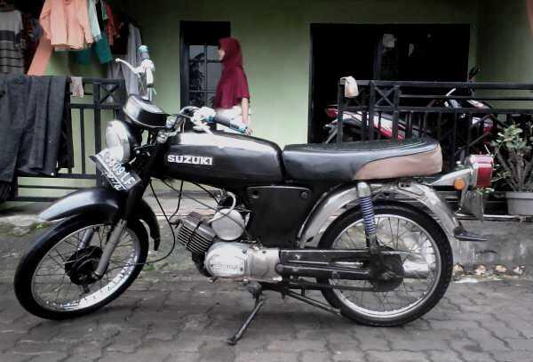 Terjual SUZUKI  A100  Motor  Antik  Body Cantik KASKUS