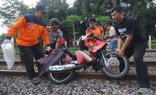 &#91;Update - Lokal&#93; Kecelakaan Kereta Api - Sleman, Yogyakarta