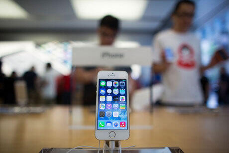 Harga iPhone 5S di Indonesia Mahal!