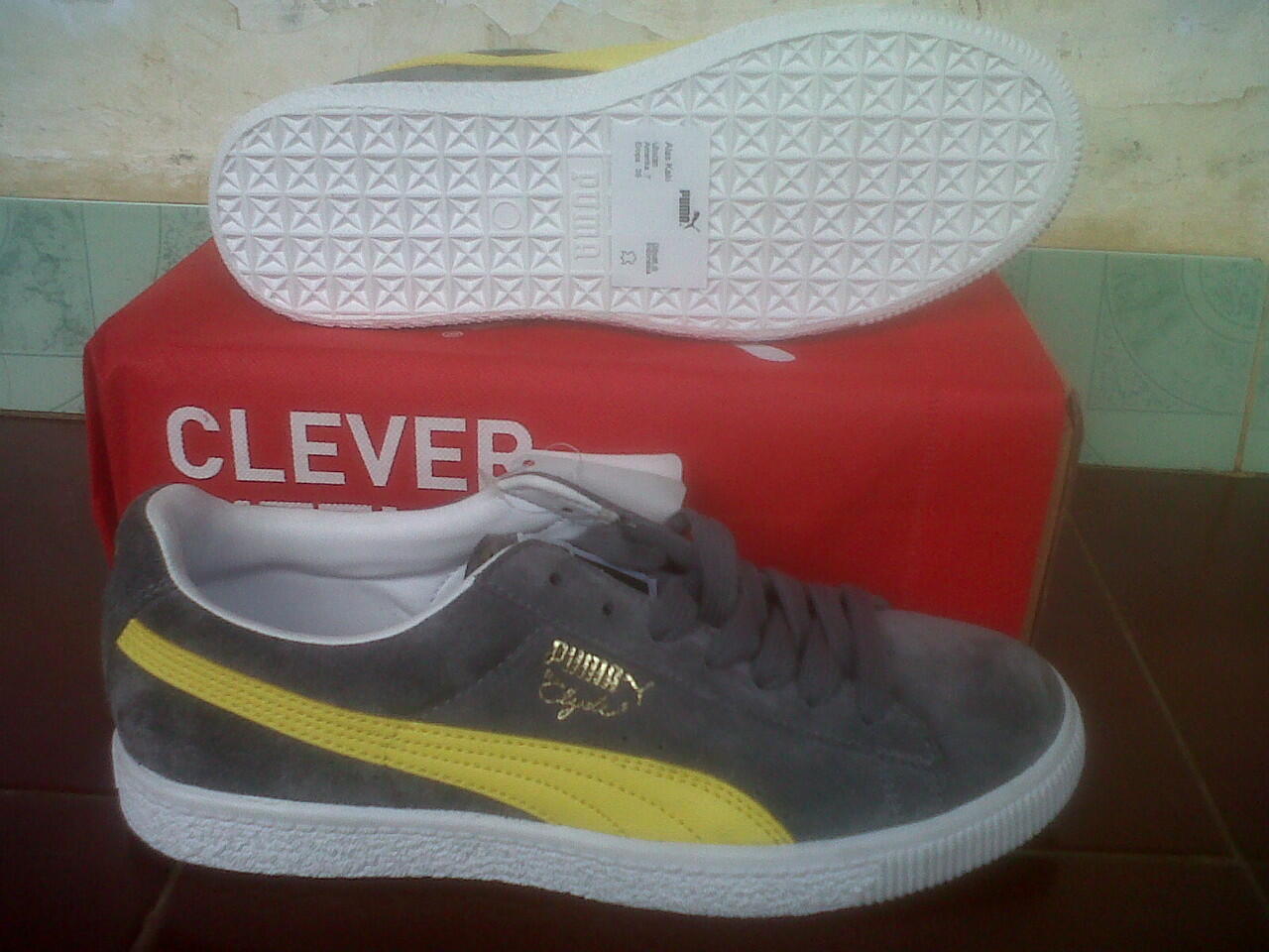 Sepatu Puma Clyde Suede Original