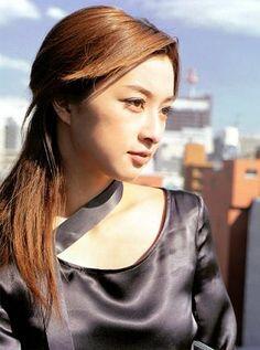 Mākii "H&MC" VS Tomiko Van "DAI",,,,,Pilih mana gan (yg suka cewe Jepang, Masup)