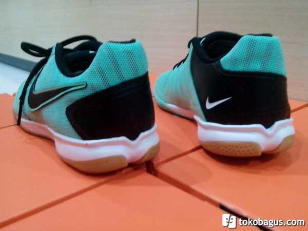JUAL SEPATU FUTSAL NIKE 100% ORI,MURAH DAN FRESH