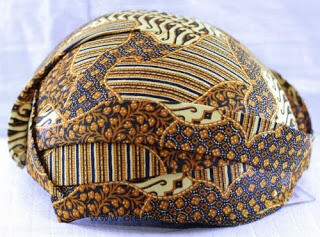 &quot;Topi Tradisional Indonesia&quot;