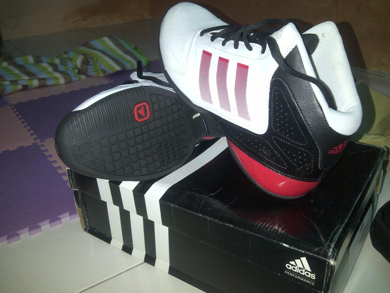 Adidas Basket 3 Series 2012 | 1000% ORIGINAL | Harga Mahasiswa