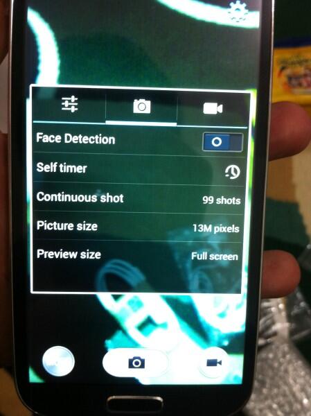 Samsung Galaxy S4 SuperKing 5" Kamera 13MP, Gorilla Glass, All Sensor Aktif, Bandung