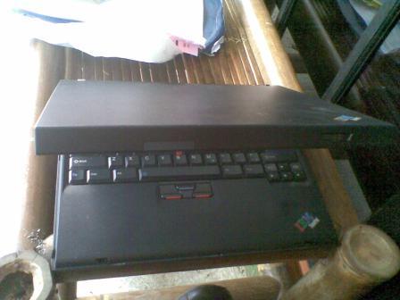 LAPTOP IBM THINKPAD R50E 15INCH TANGGUH(MILITARY STANDARD)