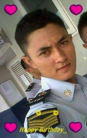 mencari.....