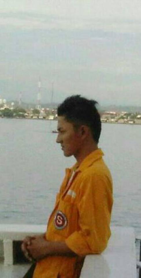 mencari.....
