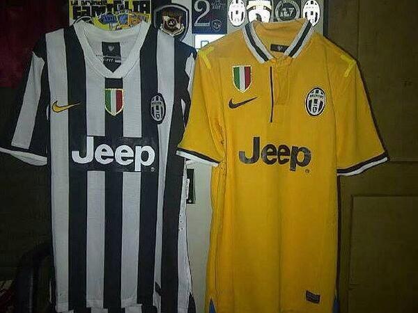 WTS lengkap, jersey+celana+kaoskaki grade ori gan. Ada separu futsal juga !!