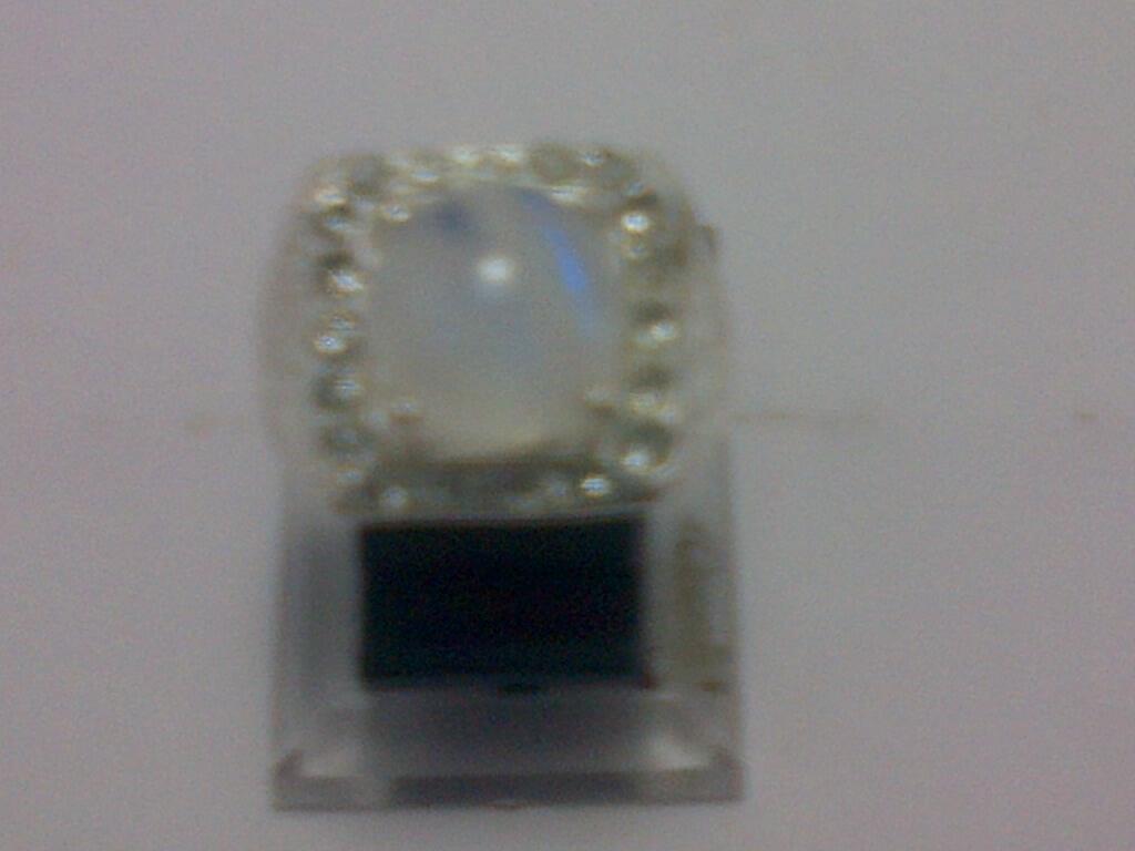 batu 100% natural biduri bulan