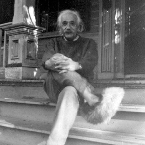 13 Fakta Mengejutkan Tentang Albert Einstein Yang Mungkin Belum Agan Ketahui