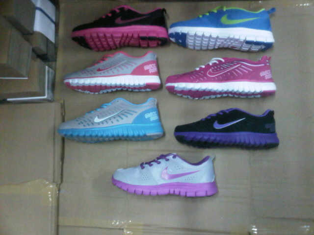 NIKE AIR MAX FOR LADIES FULL BOX