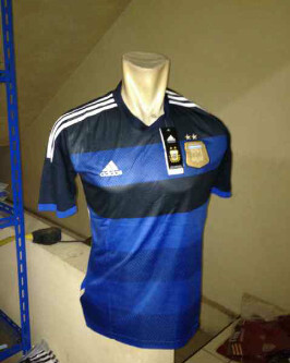 Jersey Argentina Home dan Away WC 2014